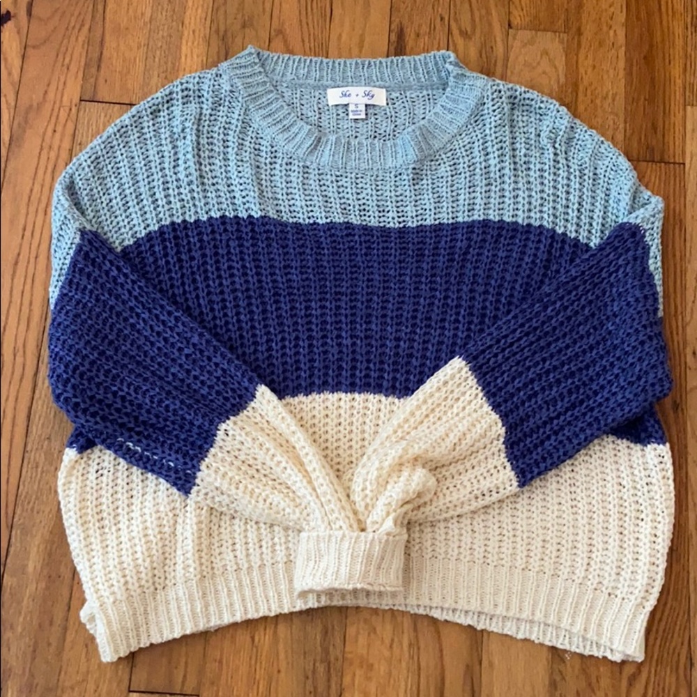 She + Sky sweater size S
